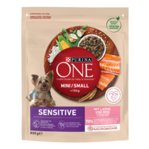 Purina ONE MINI Sensitive mit Lachs und Reis Vorderansicht 