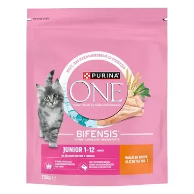 PURINA ONE Junior Reich an Huhn
