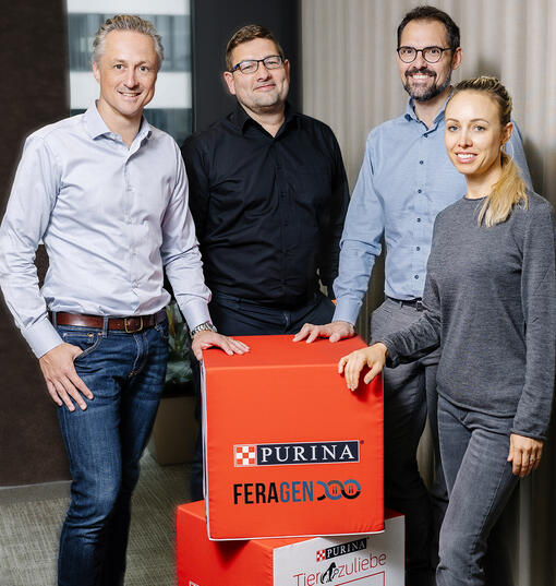 PURINA & FERAGEN auf einem Bild Mobile Variante
